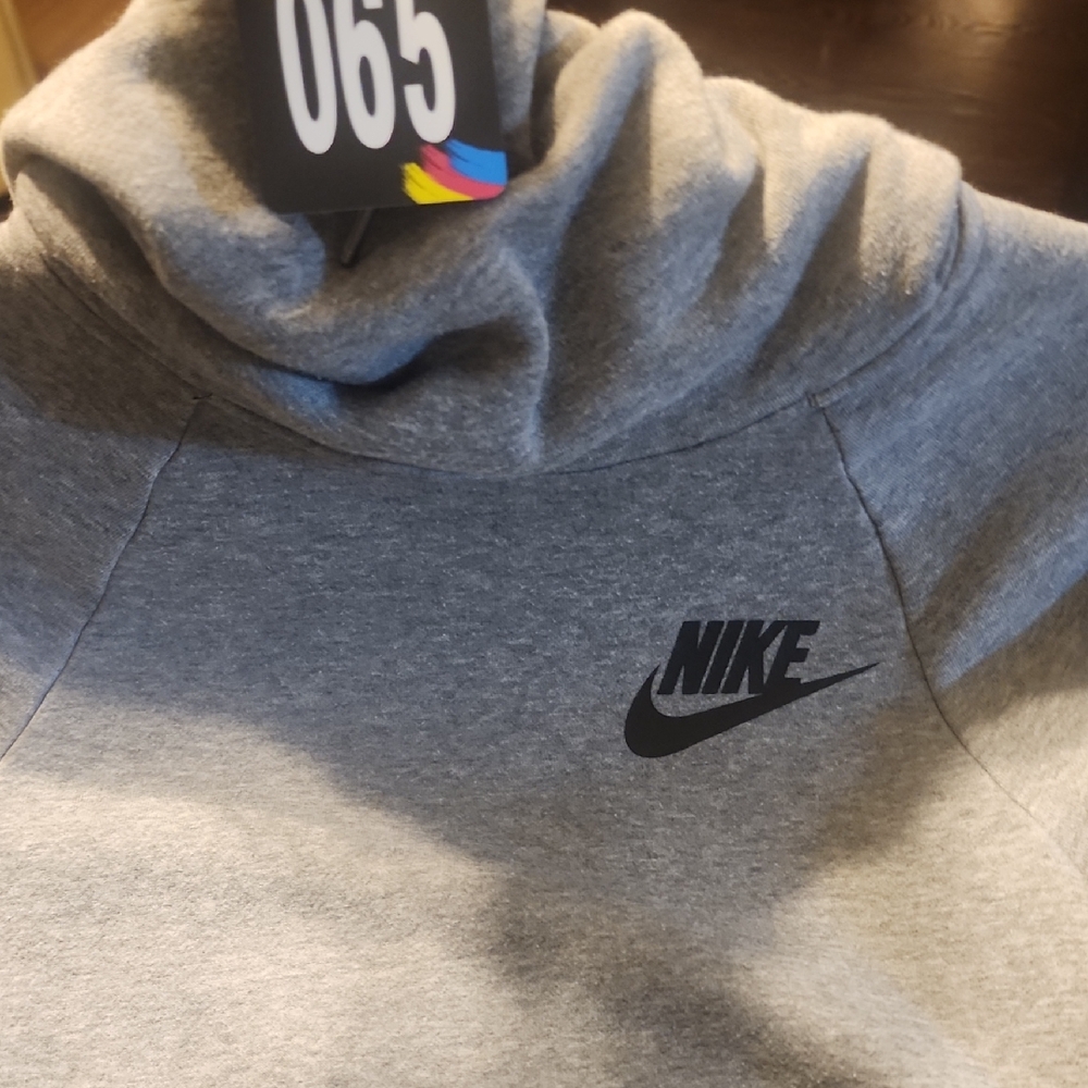 Nike Men's Gray Turtleneck Sweater...XS